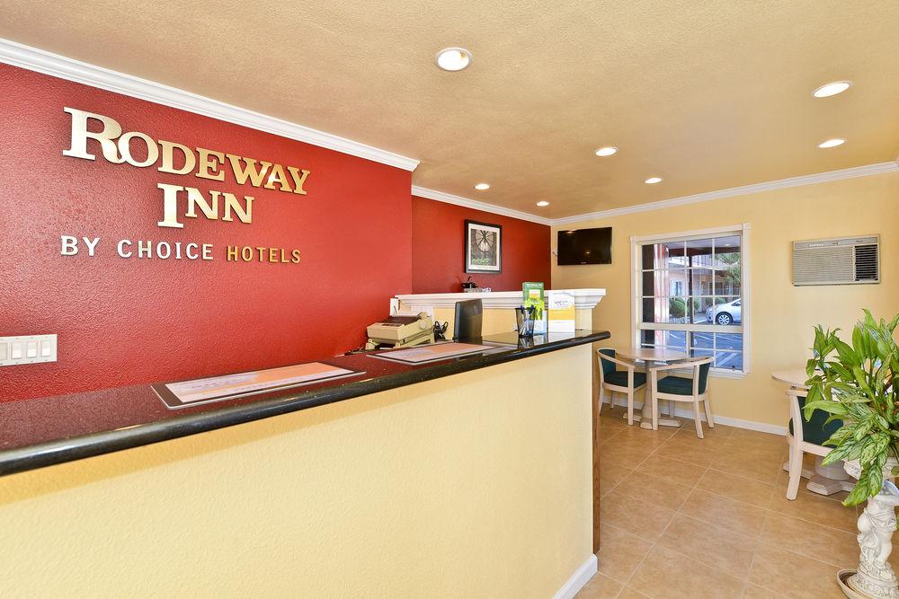 מרסד Rodeway Inn Near University-Gateway To Yosemite מראה חיצוני תמונה
