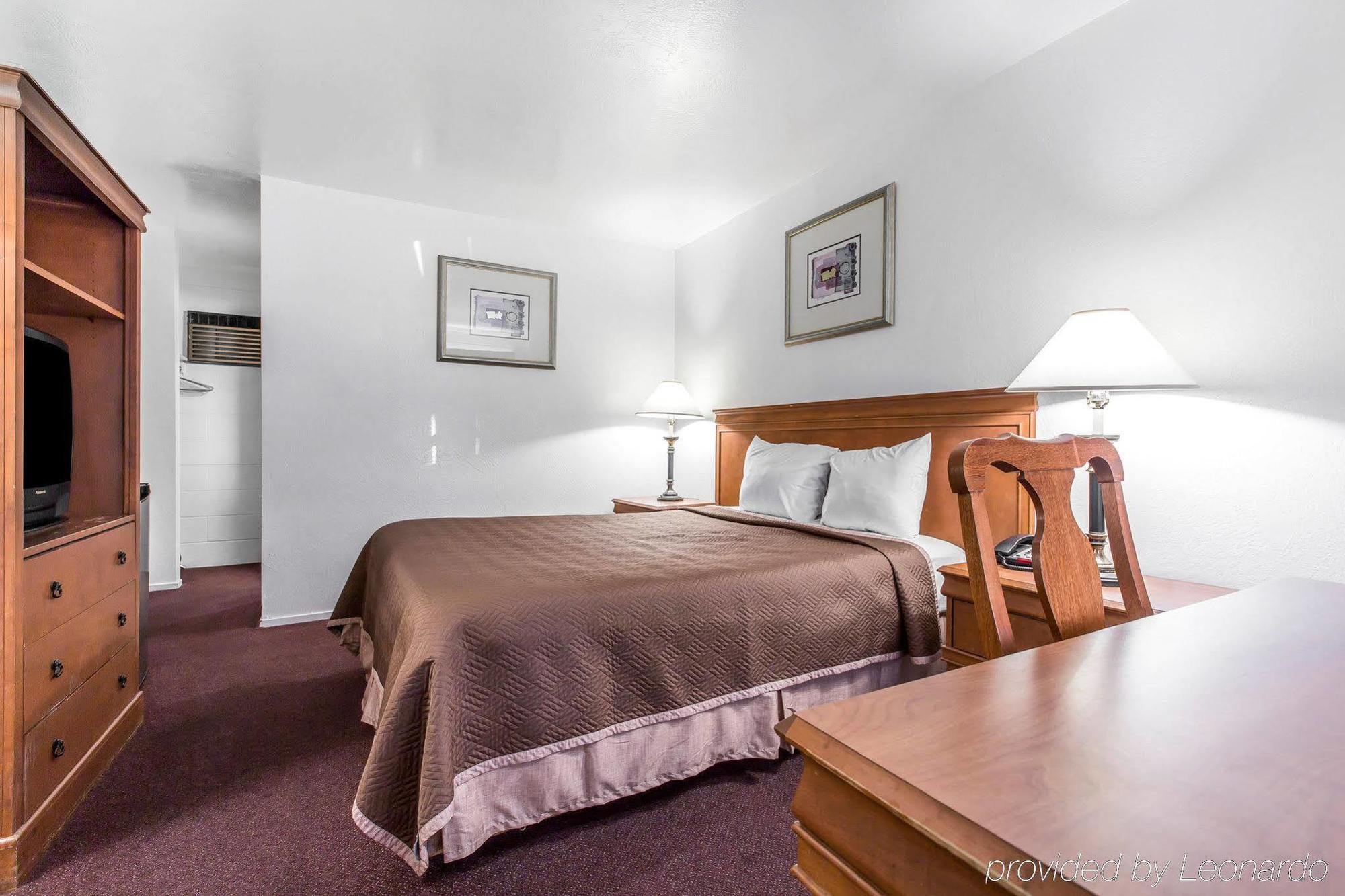 מרסד Rodeway Inn Near University-Gateway To Yosemite מראה חיצוני תמונה