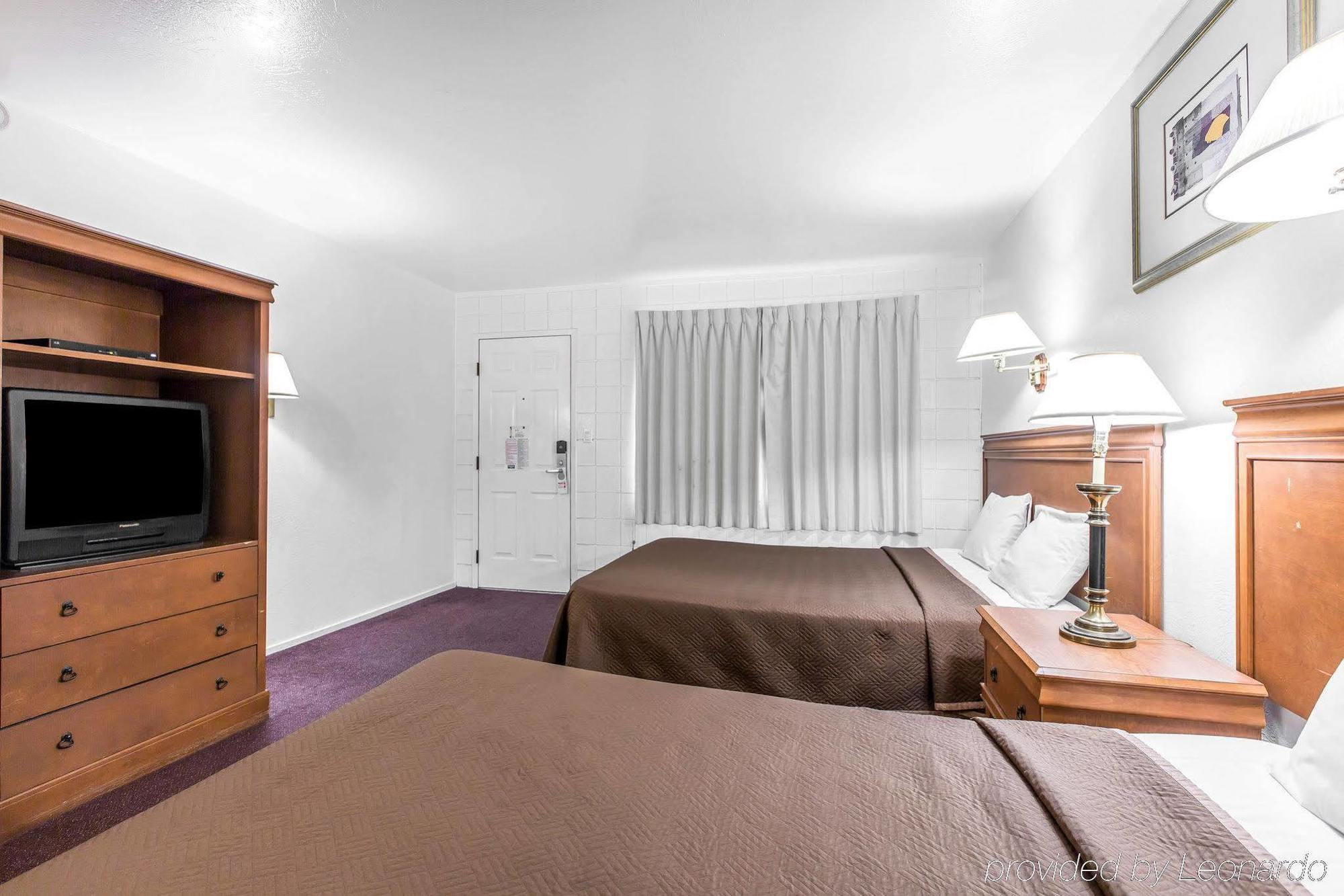 מרסד Rodeway Inn Near University-Gateway To Yosemite מראה חיצוני תמונה